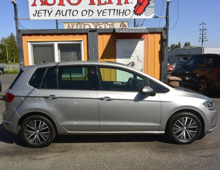 Volkswagen Golf Sportsvan 4