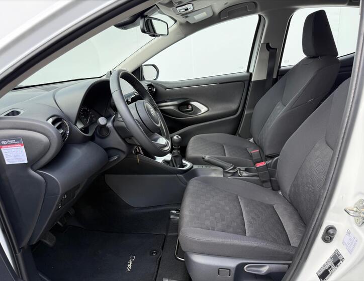 Toyota Yaris 10