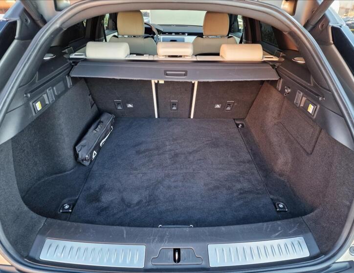 Land Rover Range Rover Velar 16