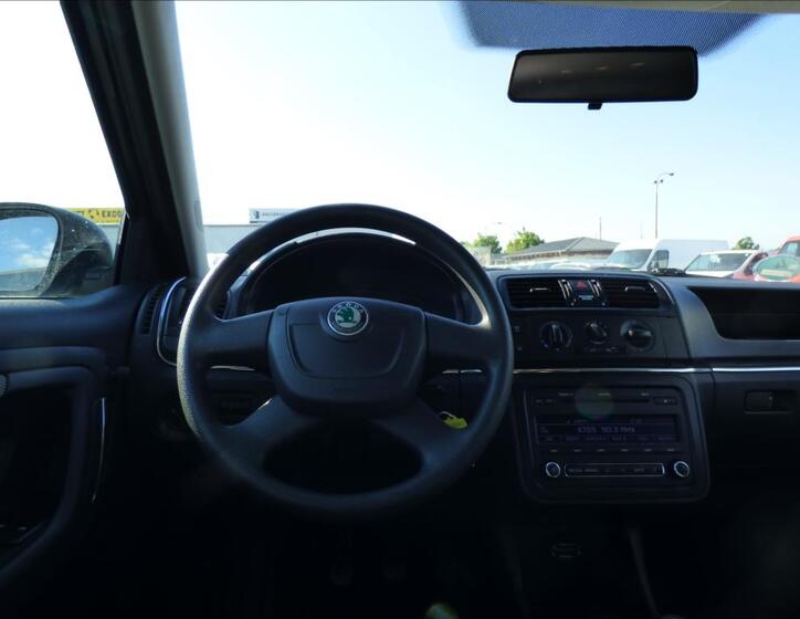 Škoda Fabia 15
