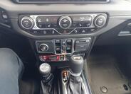 Jeep Wrangler 9