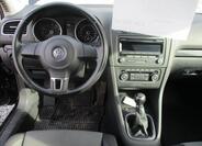 Volkswagen Golf 16