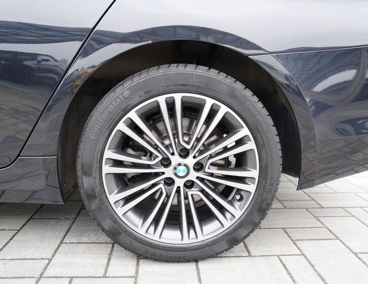 BMW Řada 5 24