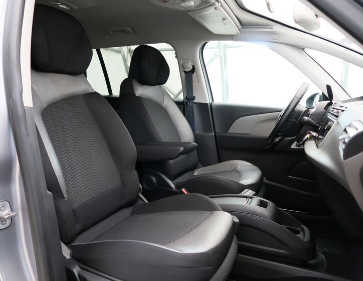 Citroën Grand C4 SpaceTourer 20