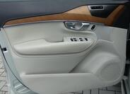 Volvo XC90 8