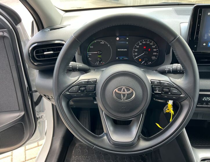 Toyota Yaris 17