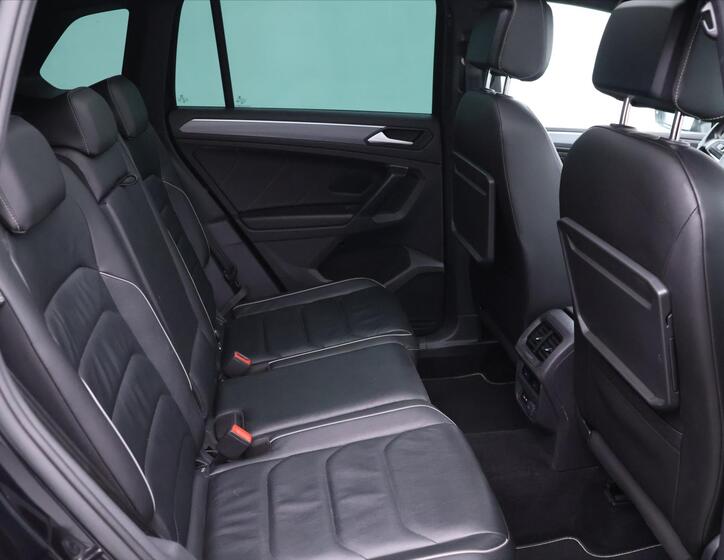 Volkswagen Tiguan 13