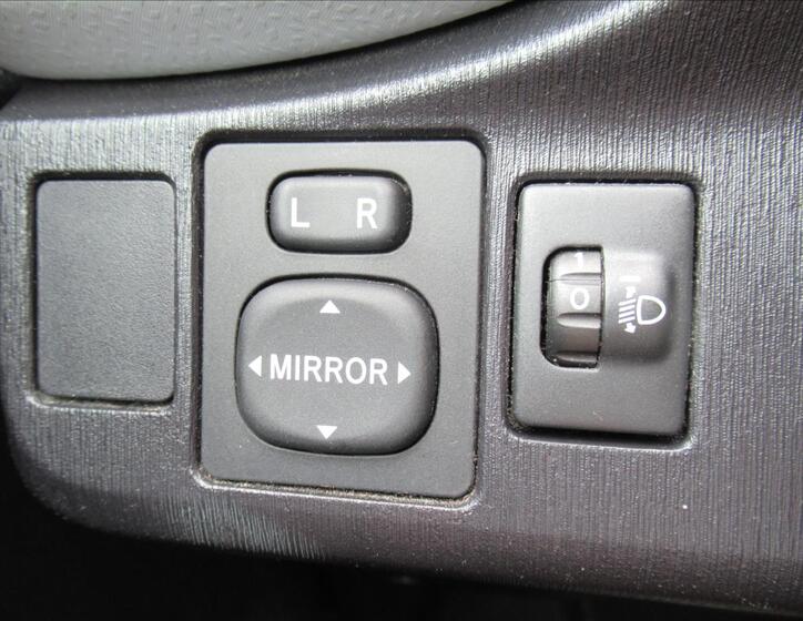 Toyota Yaris 18