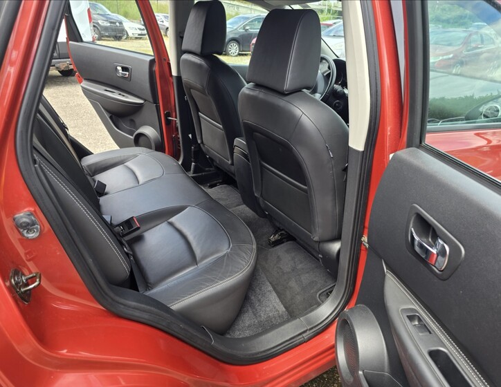 Nissan Qashqai 14