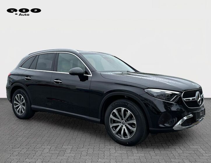 Mercedes-Benz GLC 8
