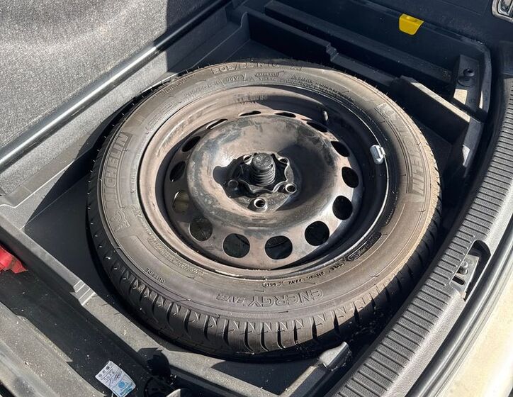 Volkswagen Touran 26
