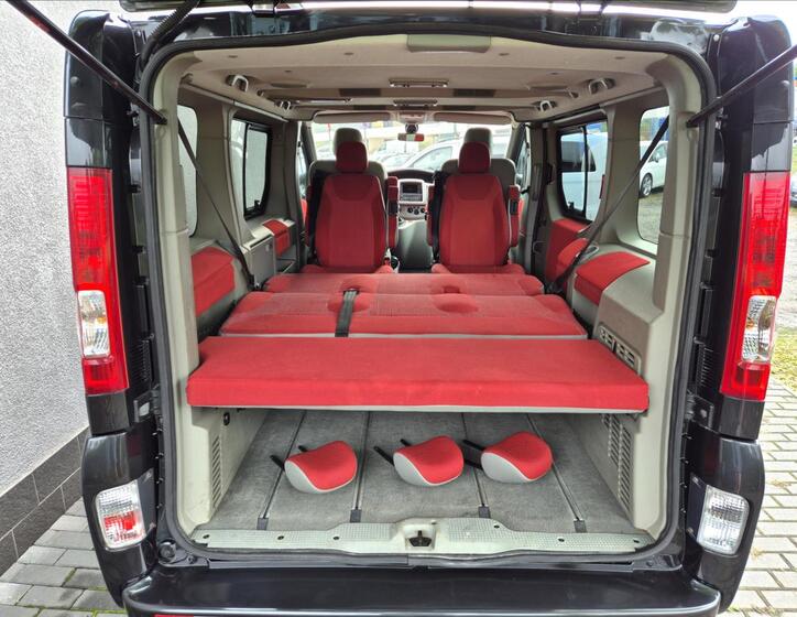 Opel Vivaro 15