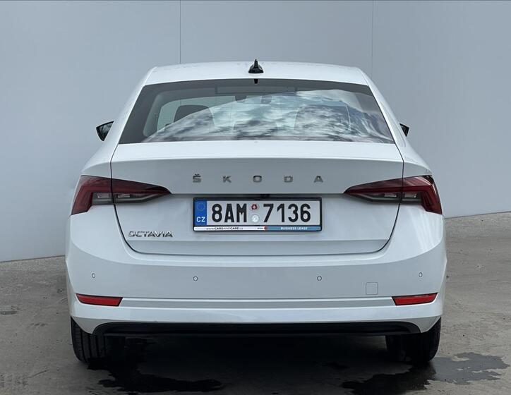 Škoda Octavia 23