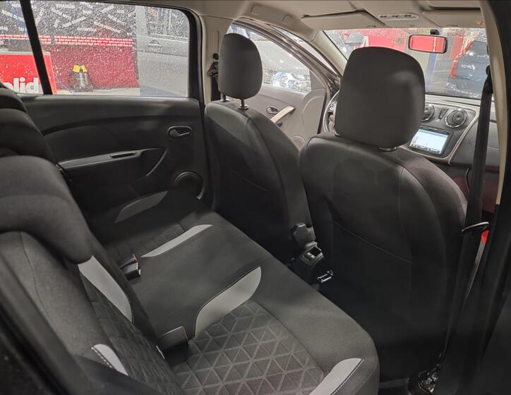 Dacia Sandero 11