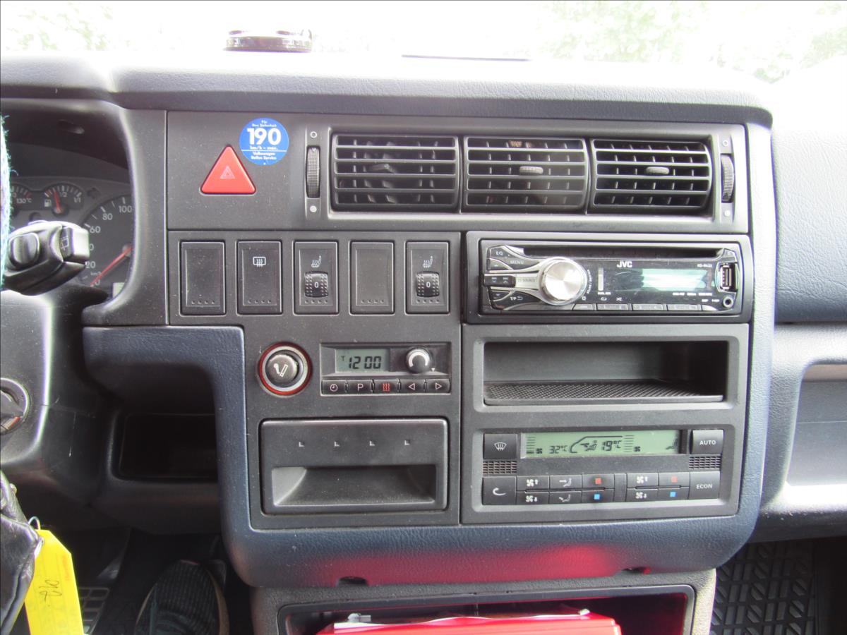Volkswagen Caravelle