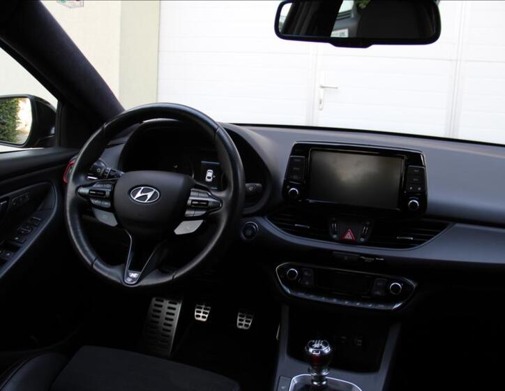 Hyundai i30 23