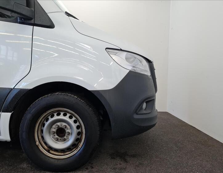 Mercedes-Benz Sprinter 22
