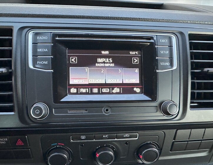 Volkswagen Transporter 26