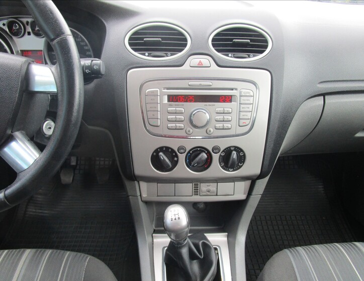 Ford Focus 9