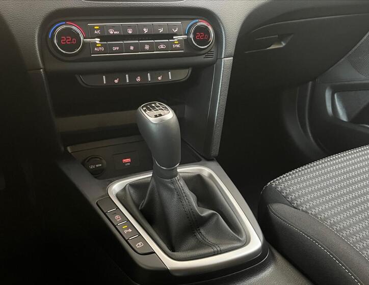 KIA Ostatní 16