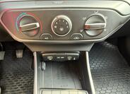 Hyundai i20 15