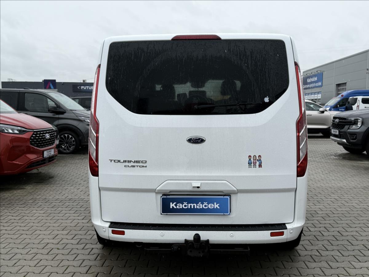 Ford Tourneo Custom