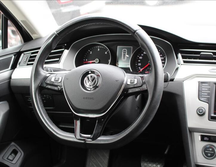 Volkswagen Passat 23