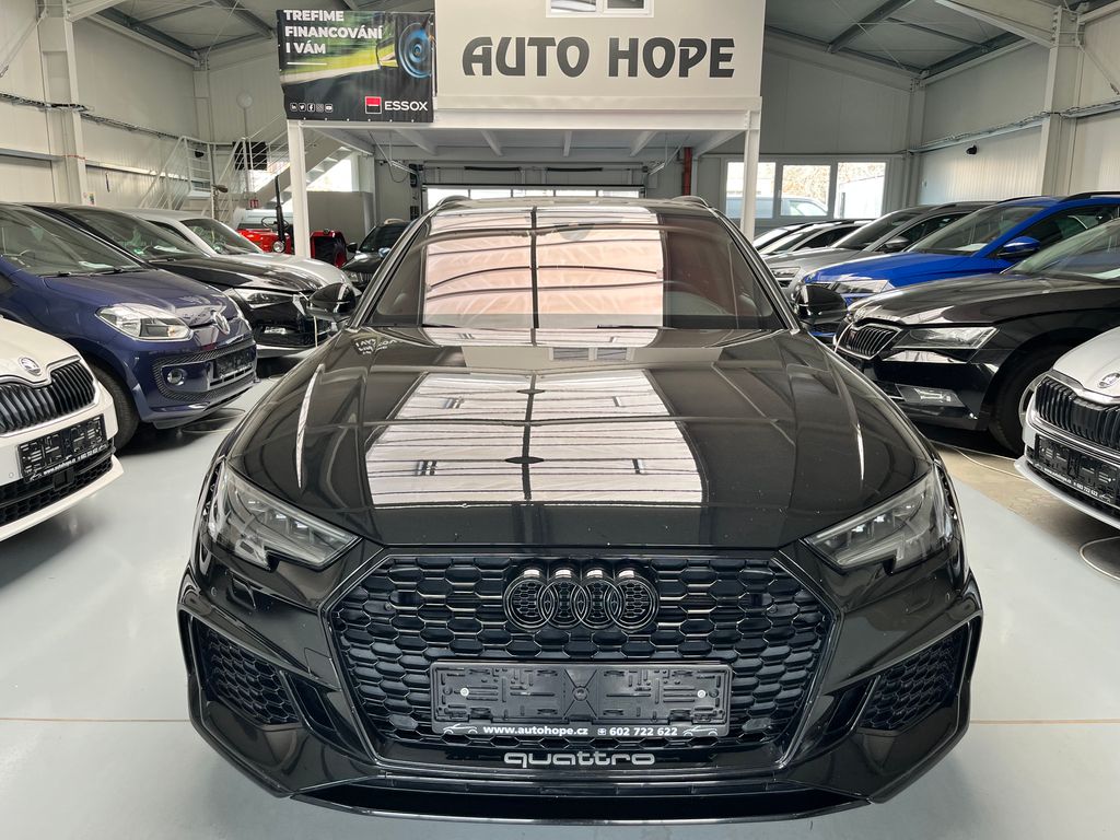 Audi RS4