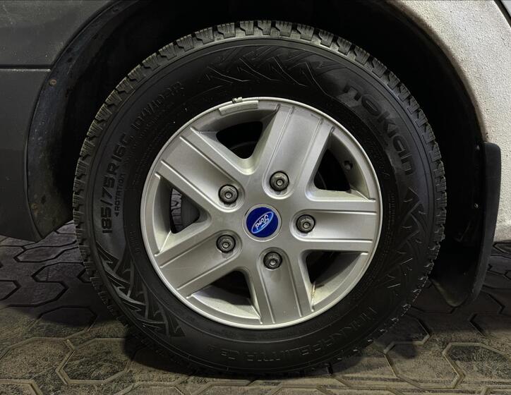Ford Transit 33
