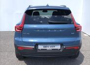 Volvo XC40 8