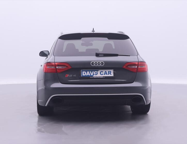 Audi RS 4 6
