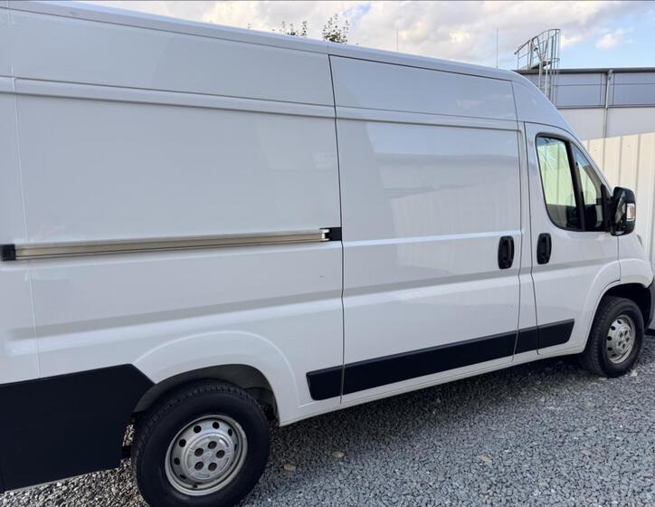 Peugeot Boxer 24