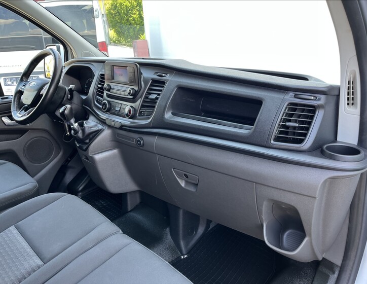 Ford Transit Custom 19