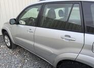 Toyota RAV4 16