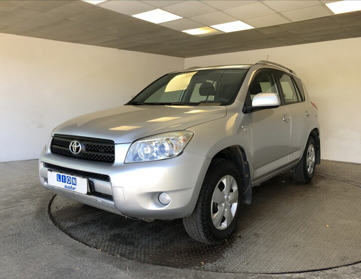 Toyota RAV4 3