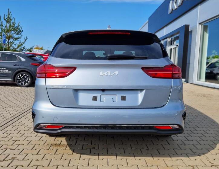 KIA Ceed 5