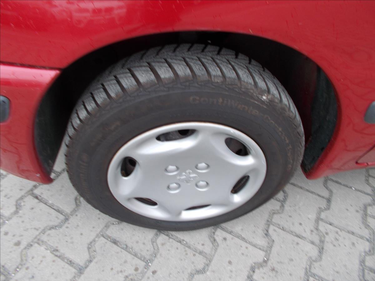 Peugeot 106