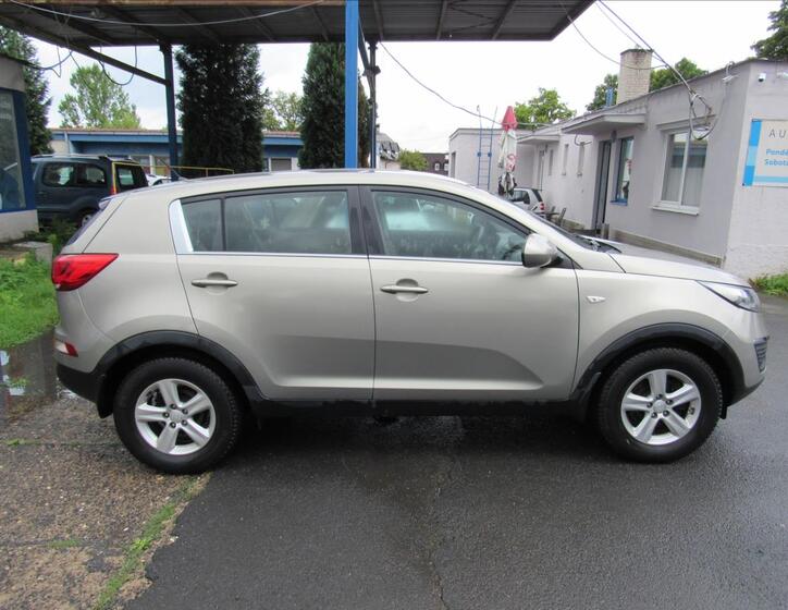 KIA Sportage 8