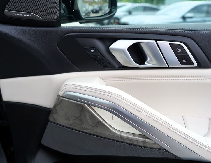BMW X6 24