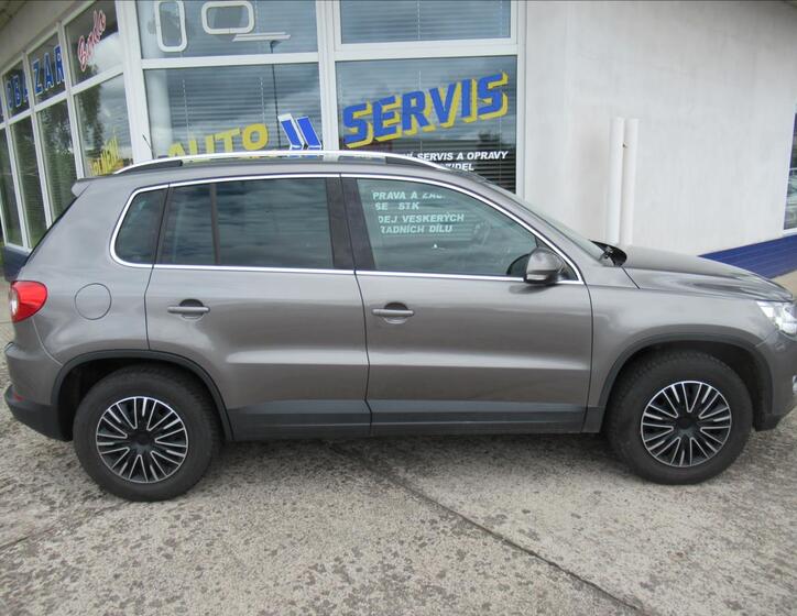 Volkswagen Tiguan 7