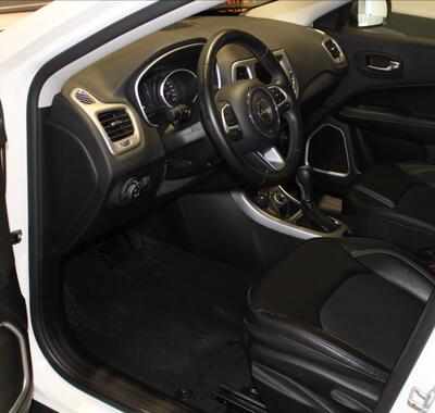 Jeep Compass 11