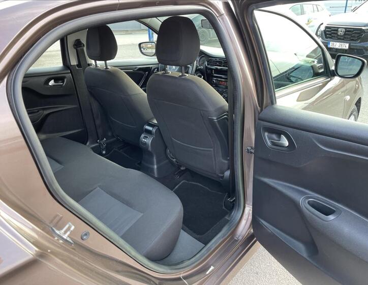 Peugeot 301 25