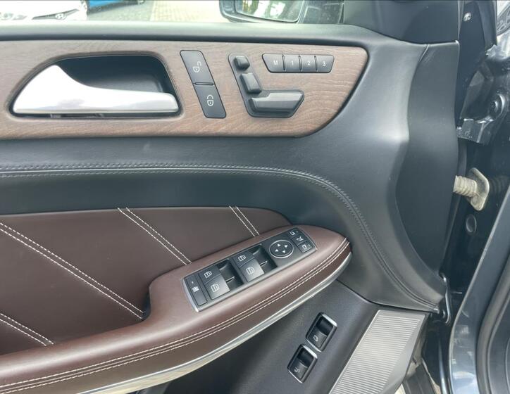 Mercedes-Benz GL 14