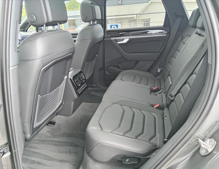 Volkswagen Touareg 18