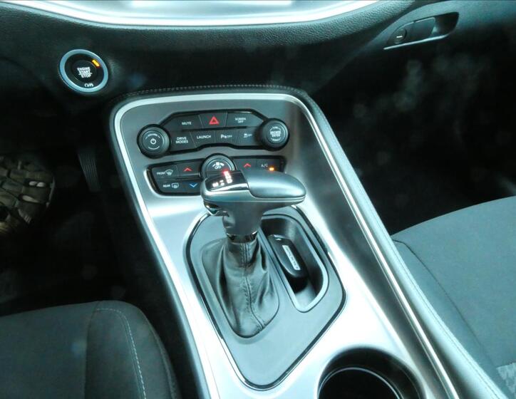 Dodge Challenger 29