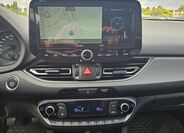 Hyundai i30 18