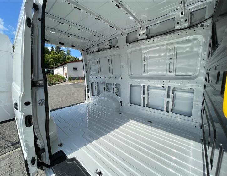 Volkswagen Crafter 30
