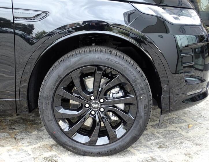 Land Rover Discovery Sport 28