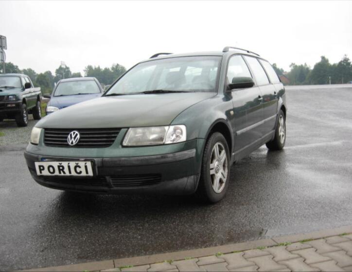 Volkswagen Passat 1
