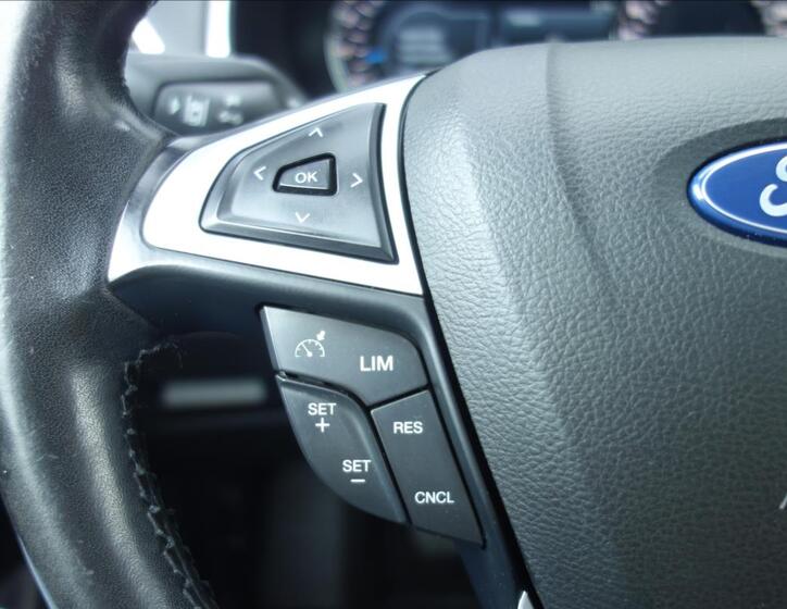 Ford Galaxy 34